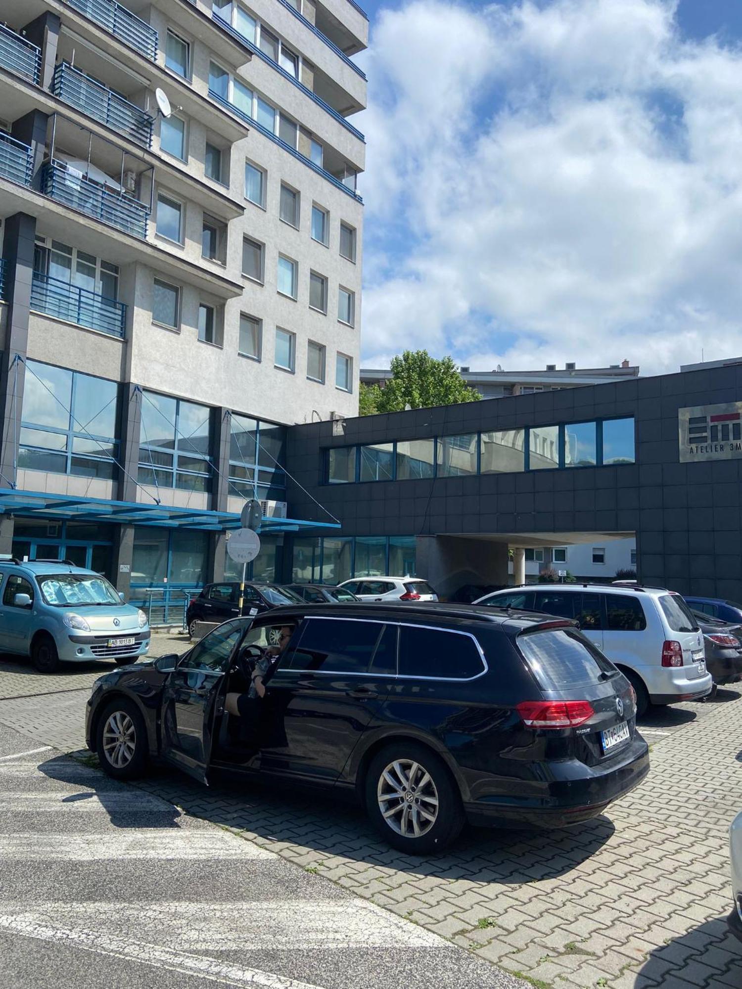 Cozy Studio On The Roof, Next To Incheba Expo Bratislava Ngoại thất bức ảnh